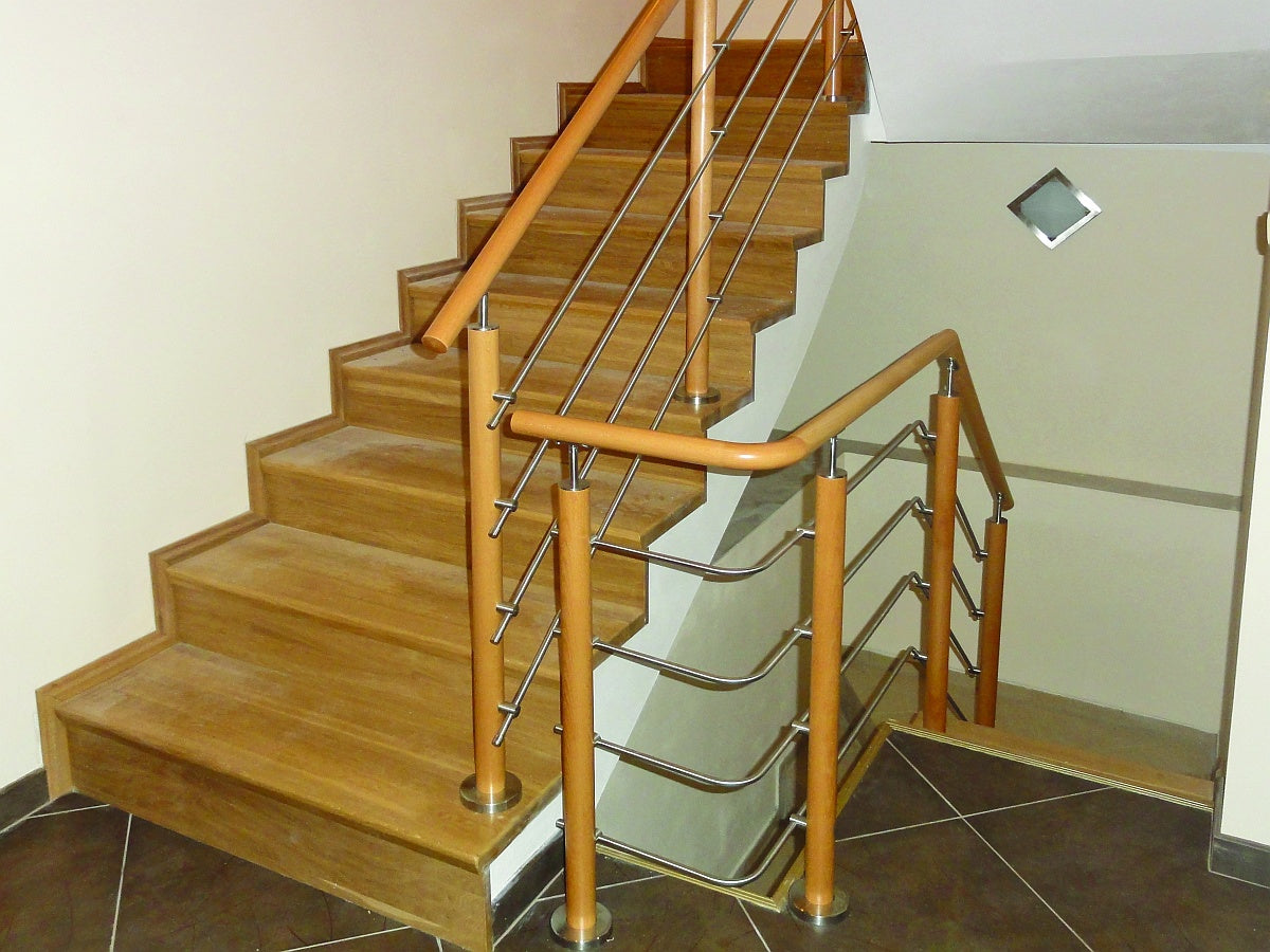 Wooden pole DUB (OAK) D50mm, 4xd12mm, v=90 cm, VK-